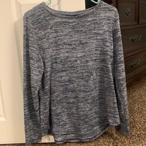 Women’s medium Apt. 9 long sleeve